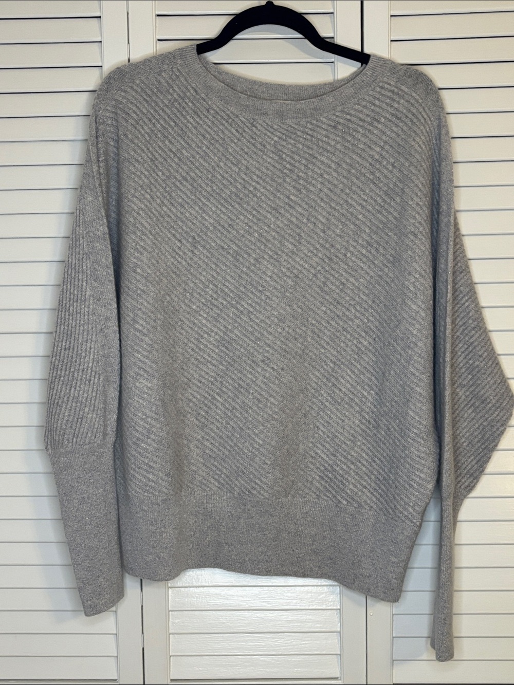 Women’s Garnet Hill Cashmere Crewneck Gray Sweater L